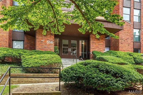 404-514 Coeur De Royale Dr, Creve Coeur, MO, 63141-6934 | Card Image