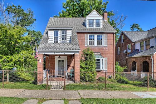 210 Tremont Ave, Greensburg, PA, 15601-3445 | Card Image