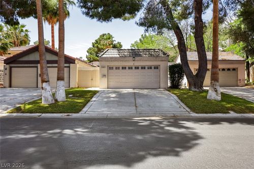 2965 Bel Air Dr, Las Vegas, NV, 89109-1584 | Card Image