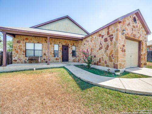 531 Indian Xing, Jourdanton, TX, 78026-4006 | Card Image