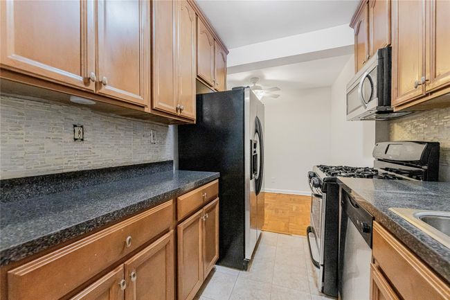 APT-2A - 277 Bronx River Rd, Home with 0 bedrooms, 1 bathrooms and null parking in Yonkers NY | Image 11