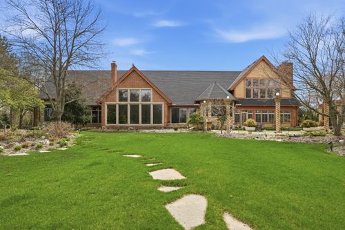 8315 Meadow Ln, Saint John, IN, 46373-9046 | Card Image