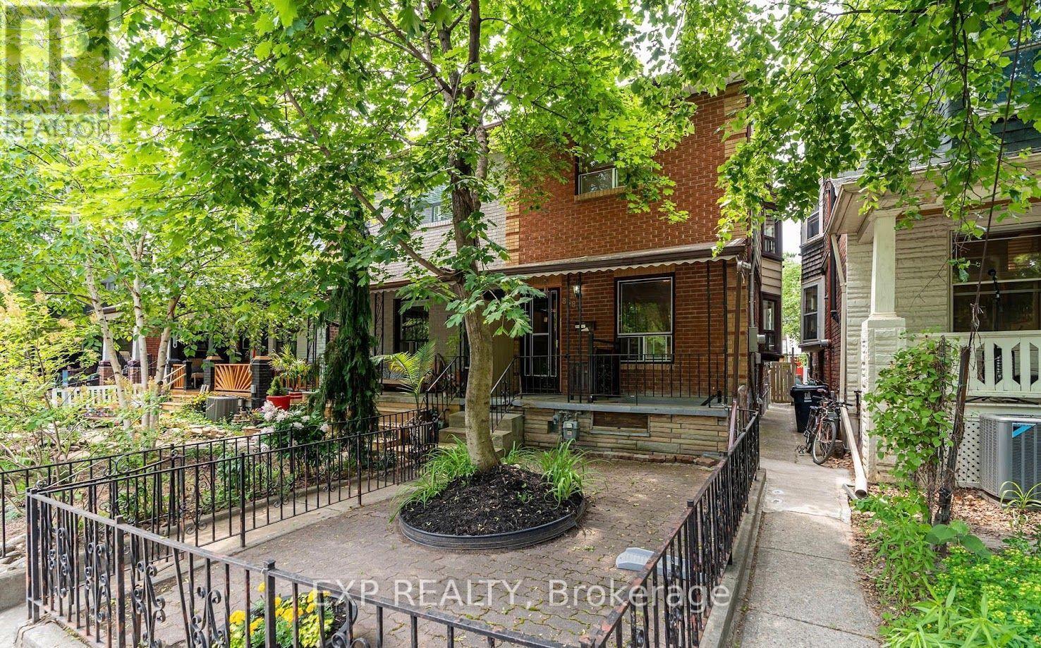 Residential Lease in Toronto (Annex)