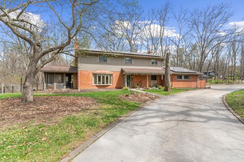 2854 Parkridge Dr, Ann Arbor, MI, 48103-1735 | Card Image