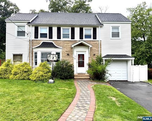 13 Dogwood Rd, West Orange, NJ, 07052-1003 | Card Image