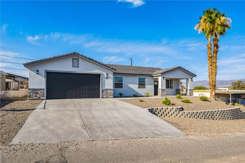 900 Sea Spray Dr, Bullhead City, AZ, 86442-4900 | Card Image