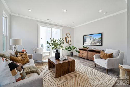 39-2009 Clarksdale Dr, Charlotte, NC, 28206-4059 | Card Image