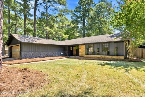 101 S Boxwood Place, Brandon, MS, 39047 | Card Image