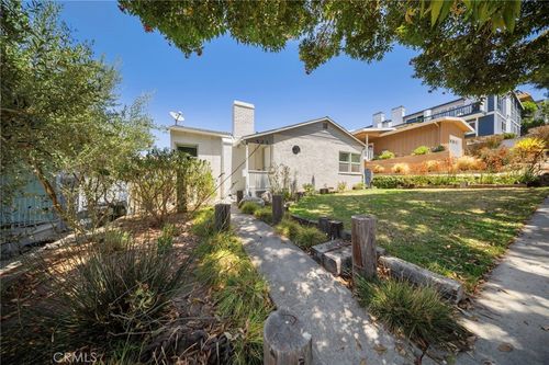 523 Avenue A, Redondo Beach, CA, 90277-4802 | Card Image