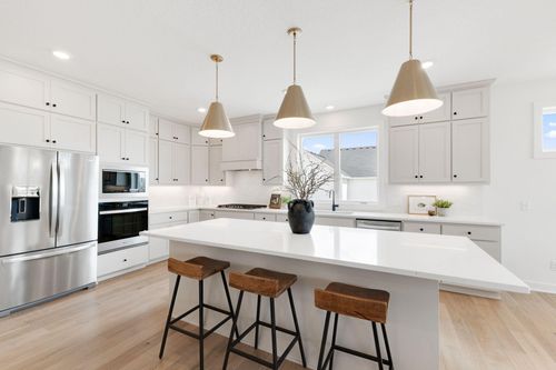 17787 Ellsworth Dr, Lakeville, MN, 55044-5169 | Card Image