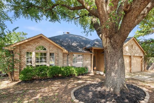 2818 Glen Ridge Drive, Arlington, TX, 76016 | Card Image