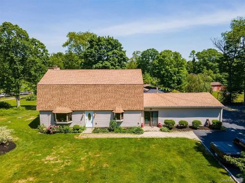 843 Farmers Mills Rd, Carmel, NY, 10512-3031 | Card Image
