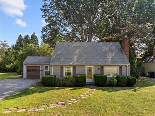 86 Bretton Woods Dr, Cranston, RI, 02920-4677 | Card Image