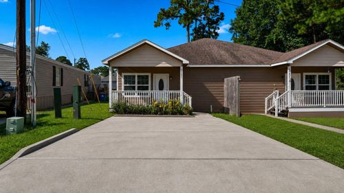 16697 E Forrestal, Montgomery, TX, 77316 | Card Image