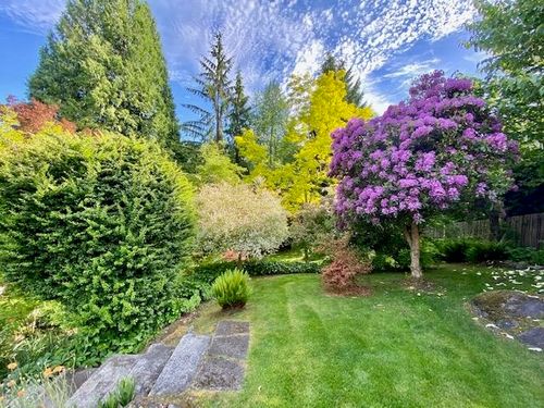 475 Southborough Dr, West Vancouver, BC, V7S1M4 | Card Image