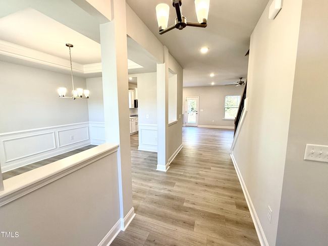entry way | Image 4