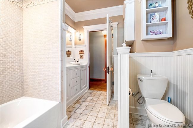 2014 E Oak St, Home with 3 bedrooms, 2 bathrooms and null parking in New Albany IN | Image 30