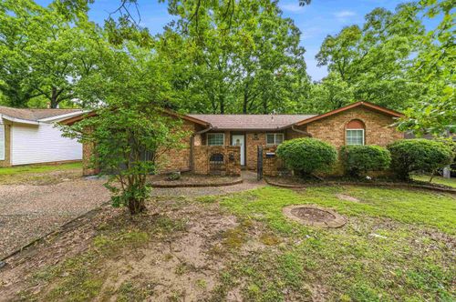 8628 Woodridge Drive, Sherwood, AR, 72120 | Card Image