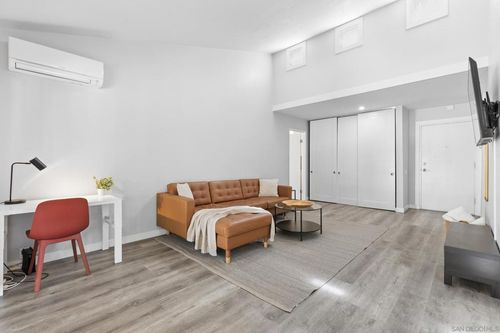 303-1775 Diamond St, San Diego, CA, 92109-2445 | Card Image