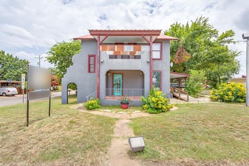 1600 Ford St, Llano, TX, 78643-2902 | Card Image