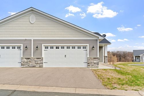 622 Shoreview Ln, Norwood Young America, MN, 55397-4523 | Card Image