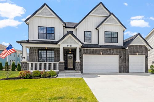 1621 Moran Dr, Shorewood, IL, 60404-1224 | Card Image