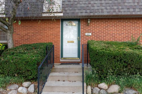 861 Kirts Blvd, Troy, MI, 48084-4857 | Card Image