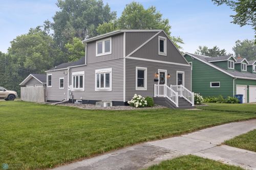 722 15th St N, Moorhead, MN, 56560-2162 | Card Image