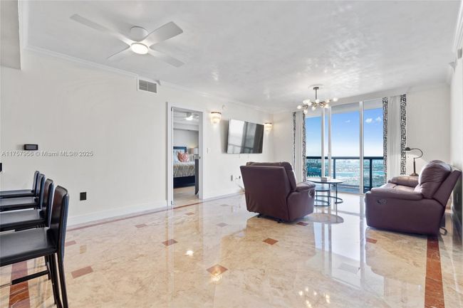 APT-4808 - 50 Biscayne Blvd, Condo with 2 bedrooms, 2 bathrooms and null parking in Miami FL | Image 14