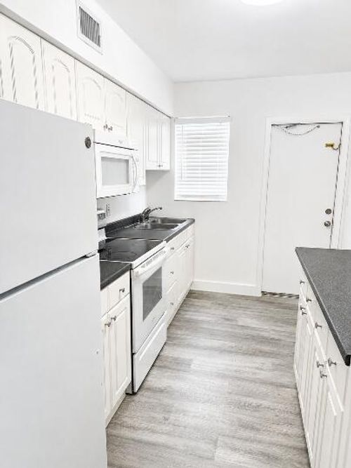 3-2837 Ne 30th Street, Fort Lauderdale, FL, 33306 | Card Image