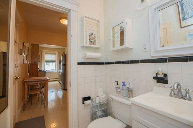 APT-4 - 22 Atlantic St, Condo with 1 bedrooms, 1 bathrooms and null parking in Lynn MA | Image 16