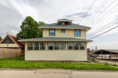 115 Van Buren St, Savanna, IL, 61074-1342 | Card Image