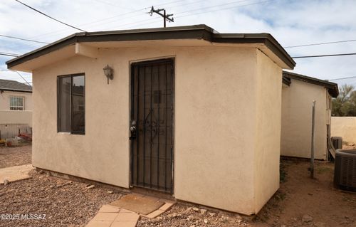 2506 E Seneca St, Tucson, AZ, 85716-3065 | Card Image