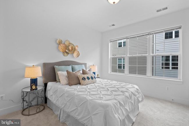 7374 Blade Dr, Townhouse with 3 bedrooms, 4 bathrooms and null parking in FALLS CHURCH VA | Image 17