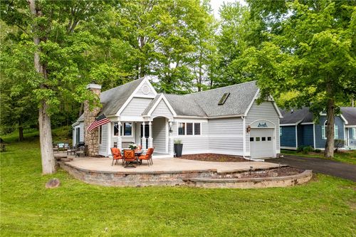 11 Chautauqua Escapes, Ashville, NY, 14710 | Card Image