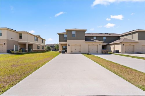 1797 Red Canyon Dr, Kindred, FL, 34744-6264 | Card Image
