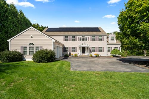 8 Morris Ln, East Lyme, CT, 06333-1537 | Card Image