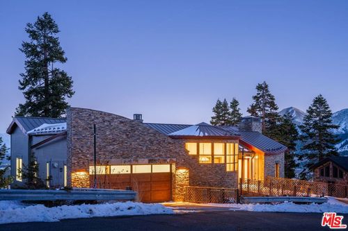 37 Bridges Ln, Mammoth Lakes, CA, 93546-9839 | Card Image