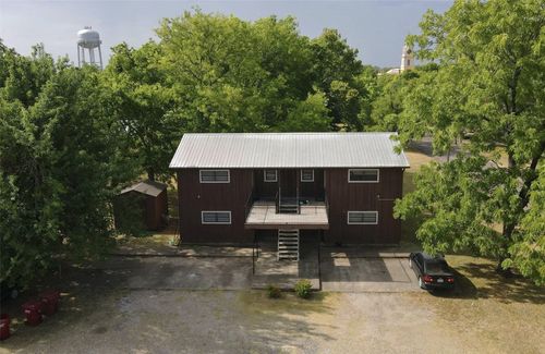 104 E South St, Clarksville, TX, 75426-2852 | Card Image