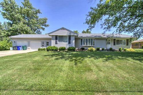 108 Wayside Avenue, Decatur, IL, 62521 | Card Image