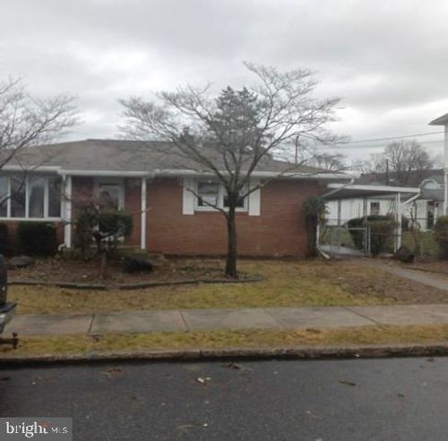 1875 S Wood St, ALLENTOWN, PA, 18103-5034 | Card Image