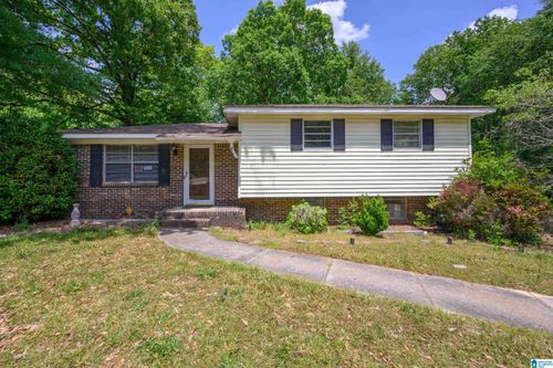 2909 Debra Dr, Fultondale, AL, 35068-1116 | Card Image