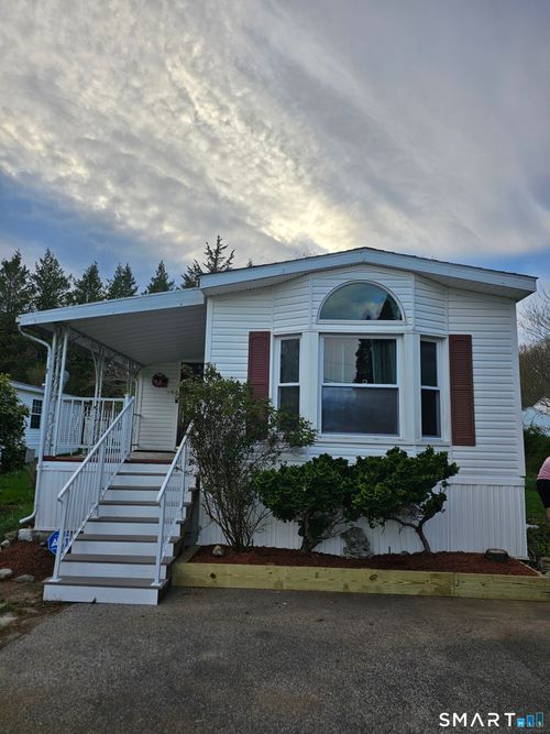 1 Circle Dr, Stonington, CT, 06378-1506 | Card Image