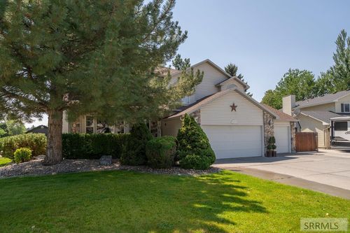 2882 Sandstone Dr, Idaho Falls, ID, 83404-6846 | Card Image