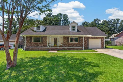 130 Bramwell Dr, Summerville, SC, 29485-5607 | Card Image