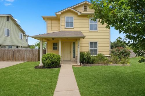 13201 Briarcreek Loop, Manor, TX, 78653-4660 | Card Image