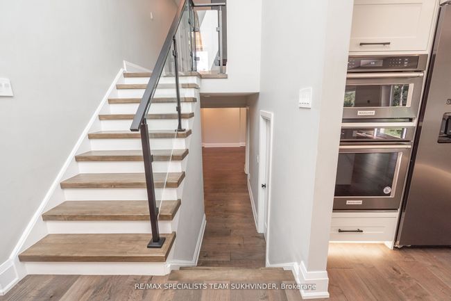 19 Rouge River Cir, House other with 4 bedrooms, 3 bathrooms and 6 parking in Markham ON | Image 22