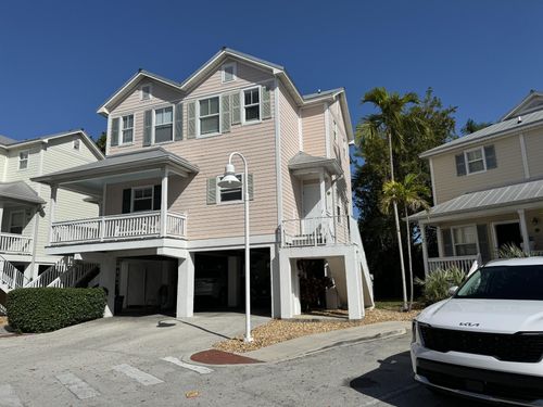 49 Coral Way, Stock Island, FL, 33040-5911 | Card Image