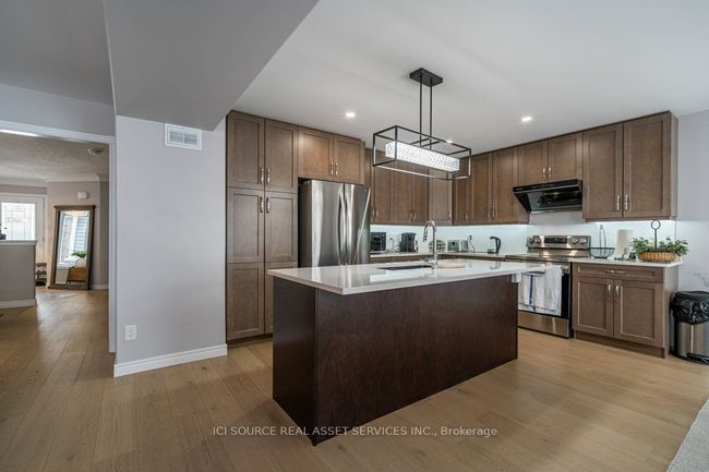 A - 505 Av Clayton, House other with 4 bedrooms, 4 bathrooms and 2 parking in Peterborough ON | Image 9