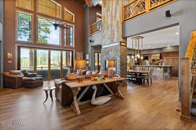 06-Living Room | Image 6